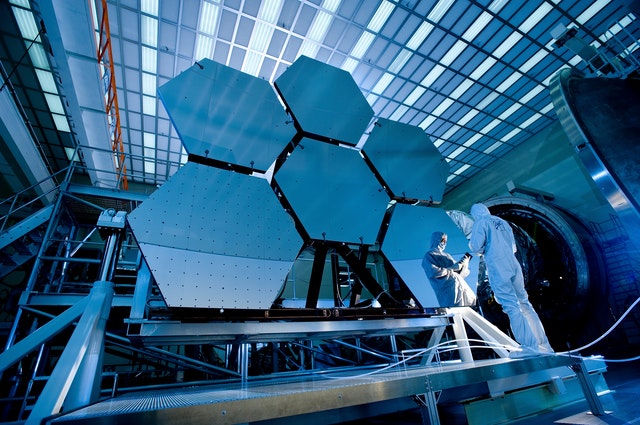 4. Edwing Hubble y el vacío